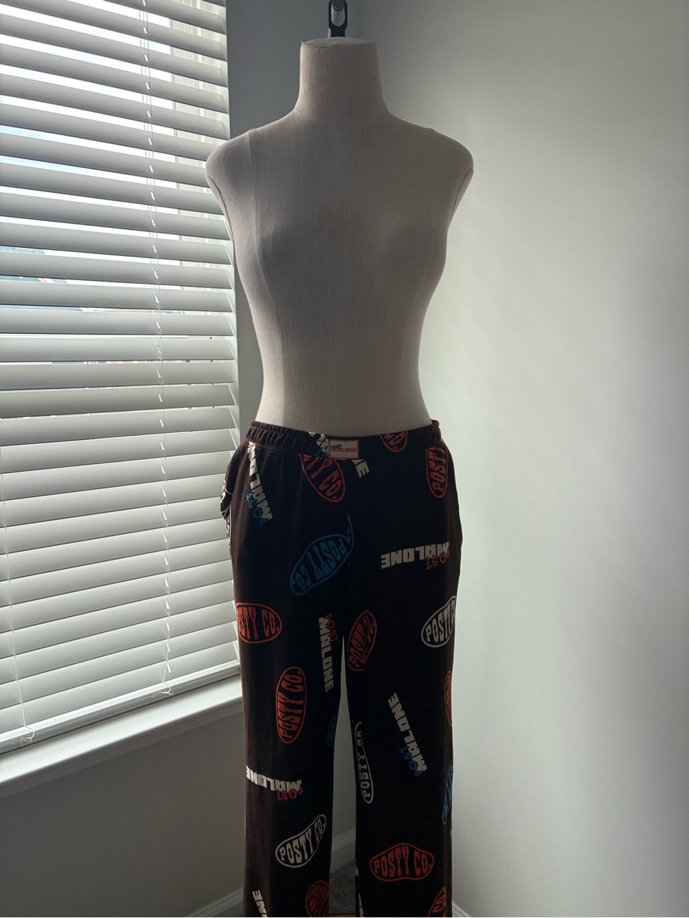 Posty Co Post Malone Women's Graphic Printed Sleepwear Pajama Pants - Picture 2 of 11